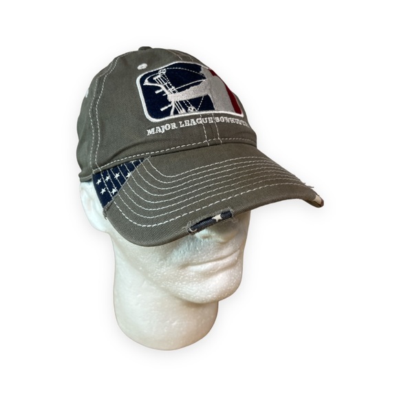 major league bowhunter Other - Major League Bowhunter Hat Distressed Stars Stripes USA Flag Adjustable Gray